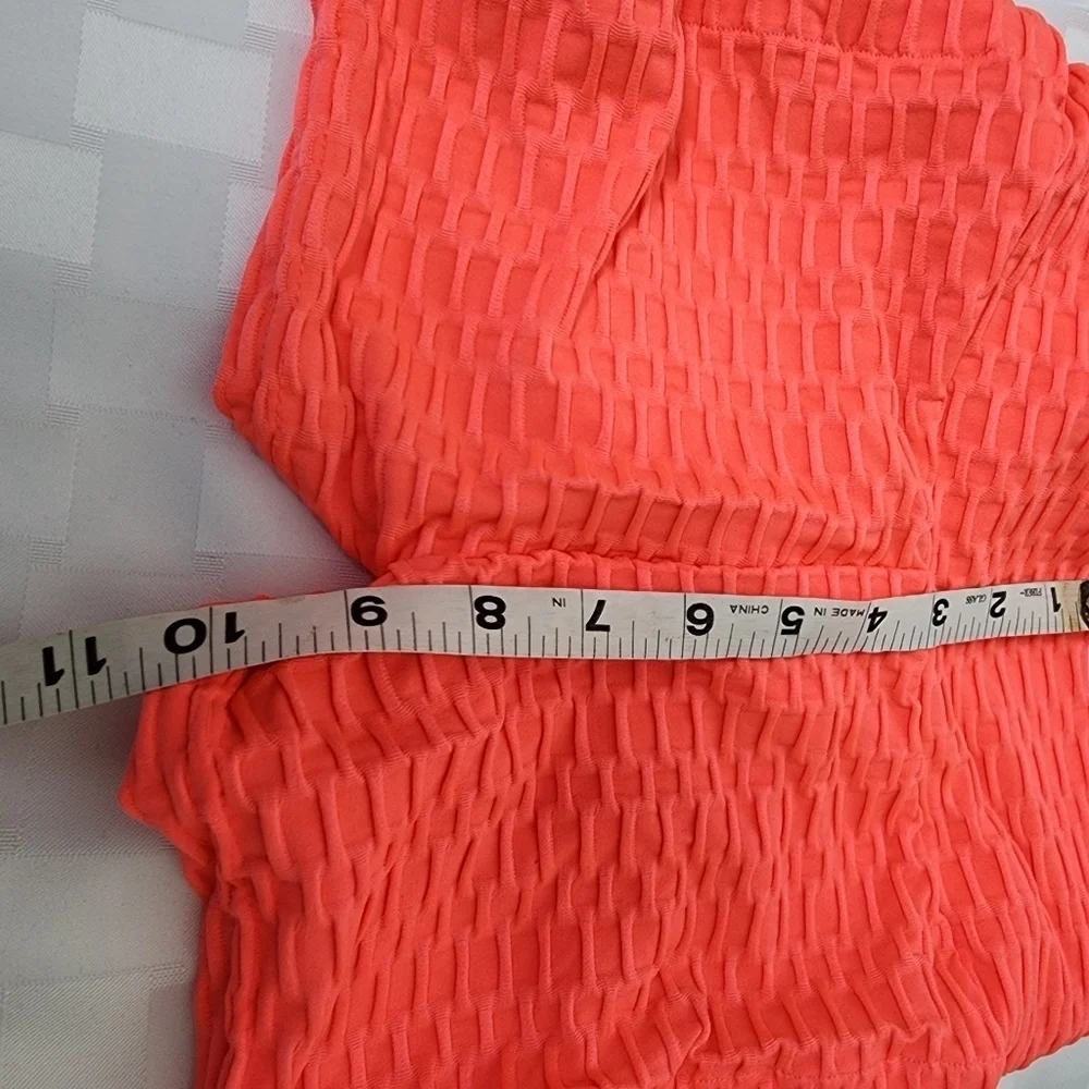 ZLYJ Sports Yoga Orange  Jacquard Shorts Women's  Size S NWOT
